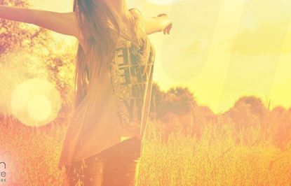 Picture of SOY WAX MELTS - UPLIFTING & INVIGORATING ESSENTIAL OIL BLEND